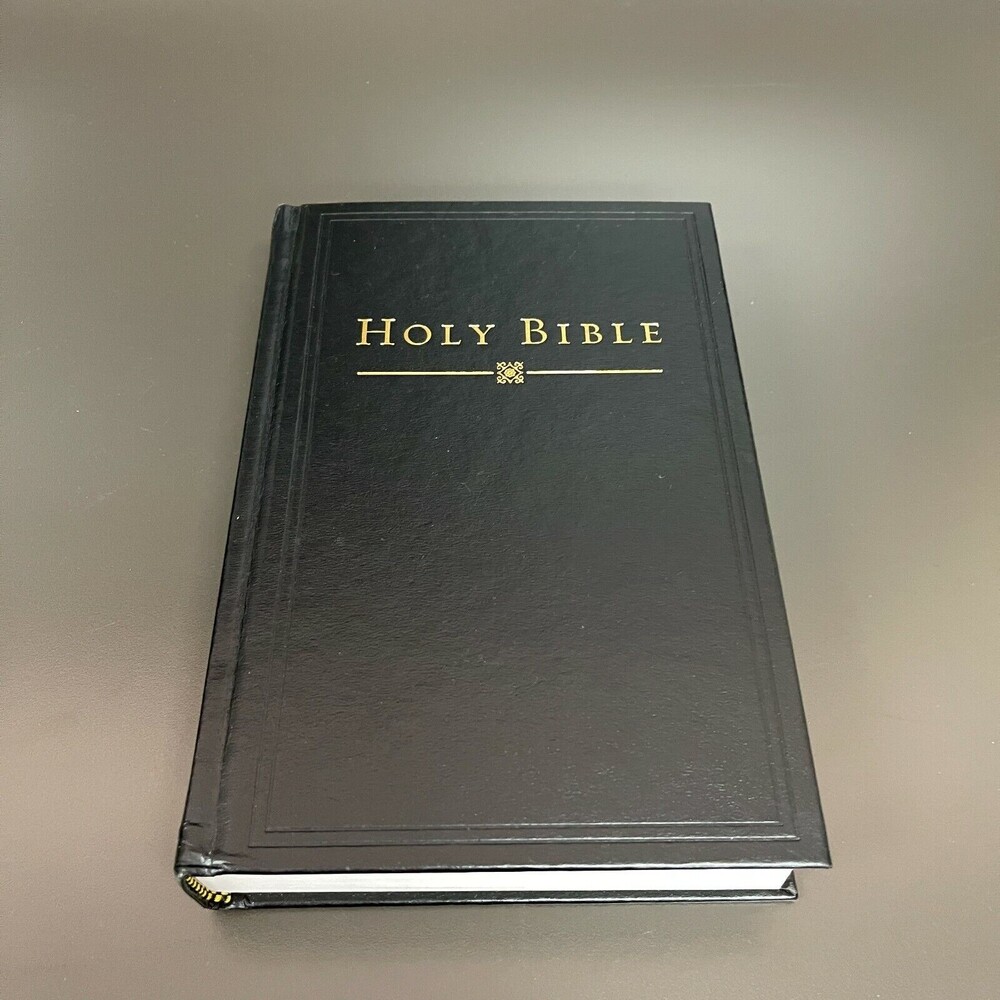 Holy Bible Holman Christian‎ Standard Black Cover